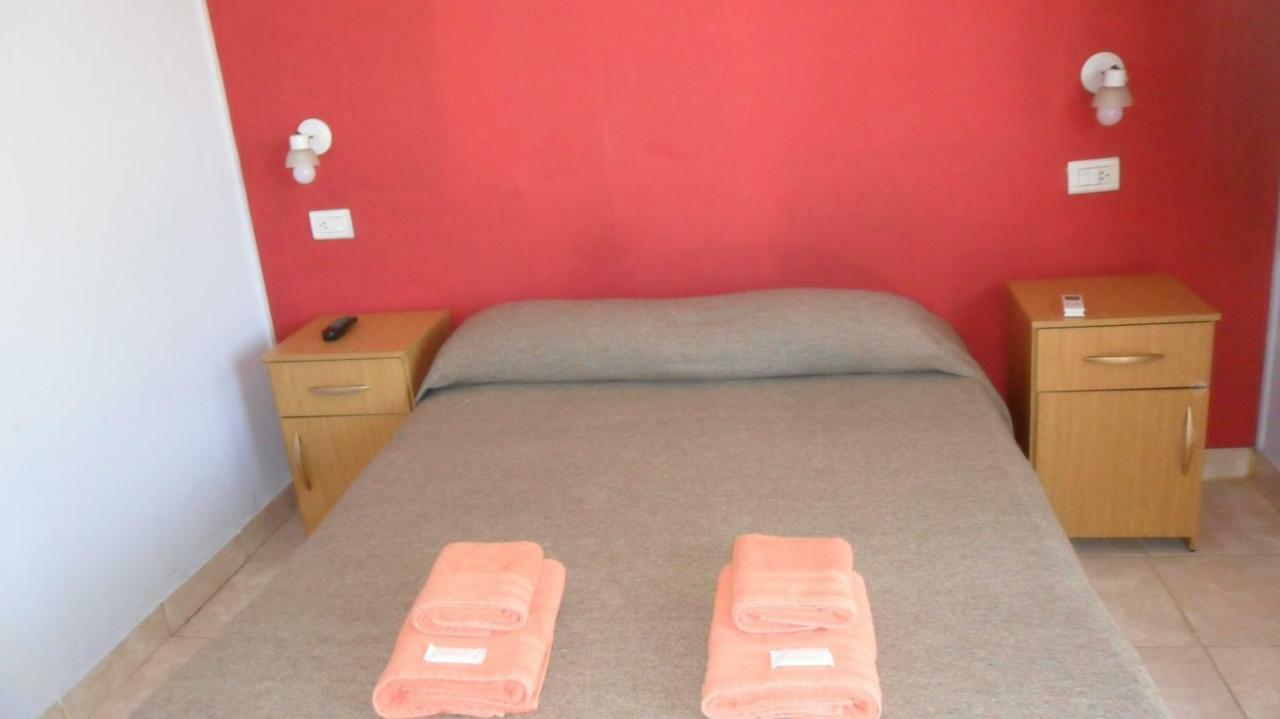 Hotel Nueva Habana Rooms Colon Eksteriør billede